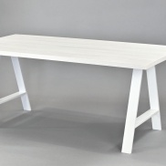 bialy-stol-rustykalny-loftowy-aries-white-drewniany-wynajem-eventmeble