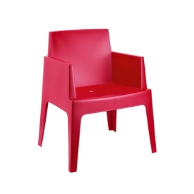 krzeslo-ogrodowe-box-red-czerwone-wynajem-na-imprezy-plenerowe-eventmeble
