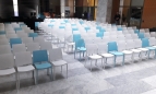 krzesla-maya-blue-white-wynajem-warszawa-1